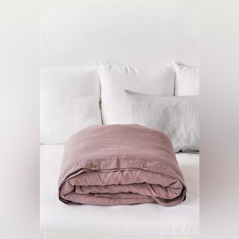 Urban Outfitters x MagicLinen Linen Duvet Cover Size Queen NWT